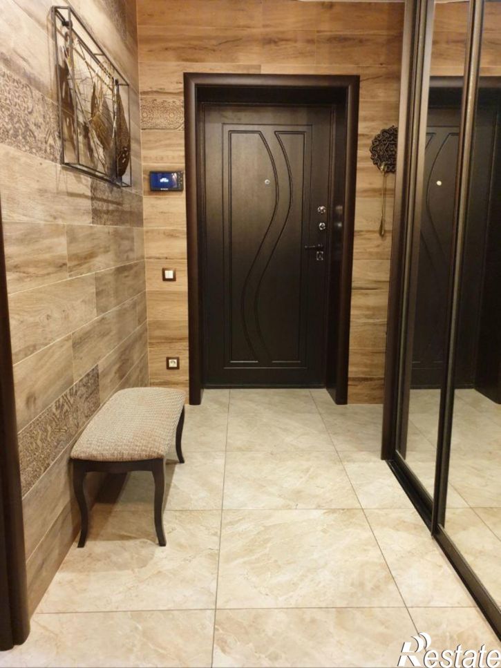 2-комн квартира ул Азата Аббасова, 3,  д. 3