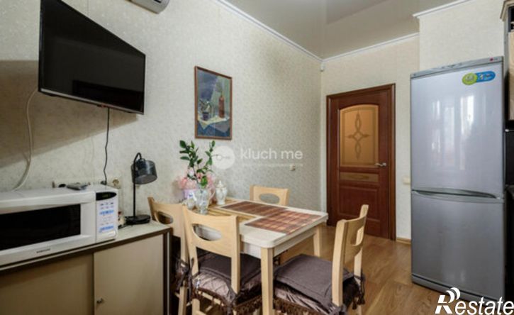2-комн квартира улица Адоратского, 4,  д. 4