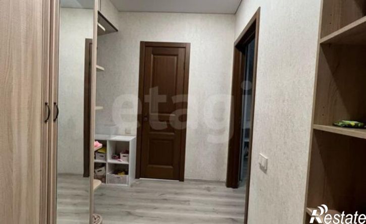 2-комн квартира улица Азата Аббасова, 8,  д. 8