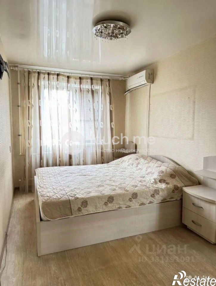 3-комн квартира улица Чкалова, 1,  д. 1