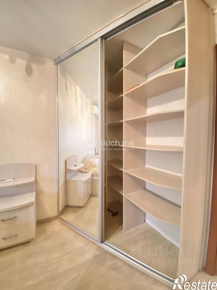 3-комн квартира улица Чкалова, 1,  д. 1