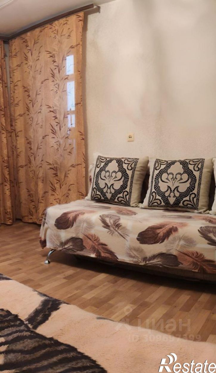 2-комн квартира ул Декабристов, 127,  д. 127