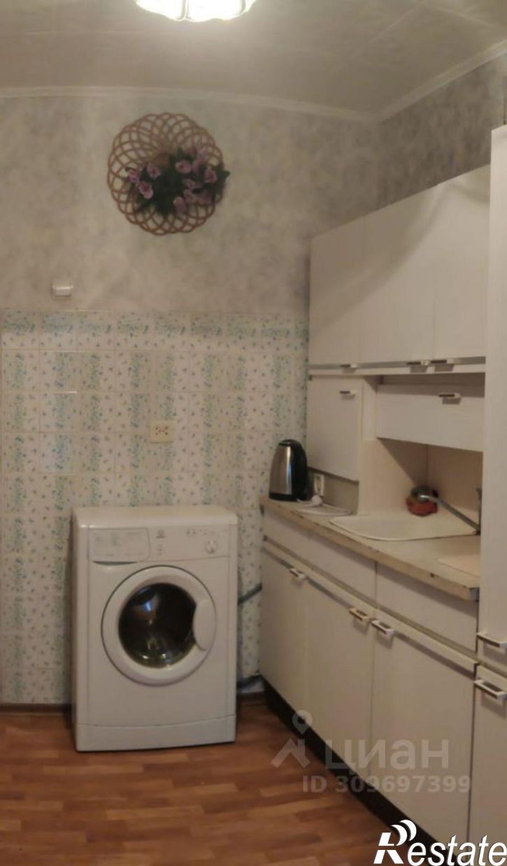 2-комн квартира ул Декабристов, 127,  д. 127