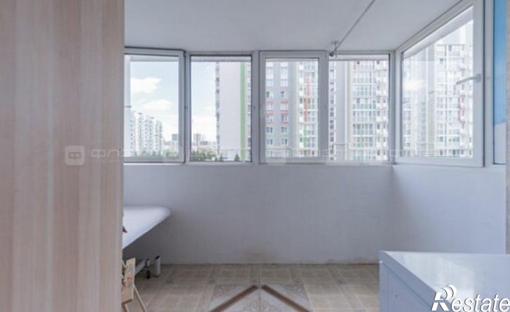 3-комн квартира улица Азата Аббасова, 10,  д. 10