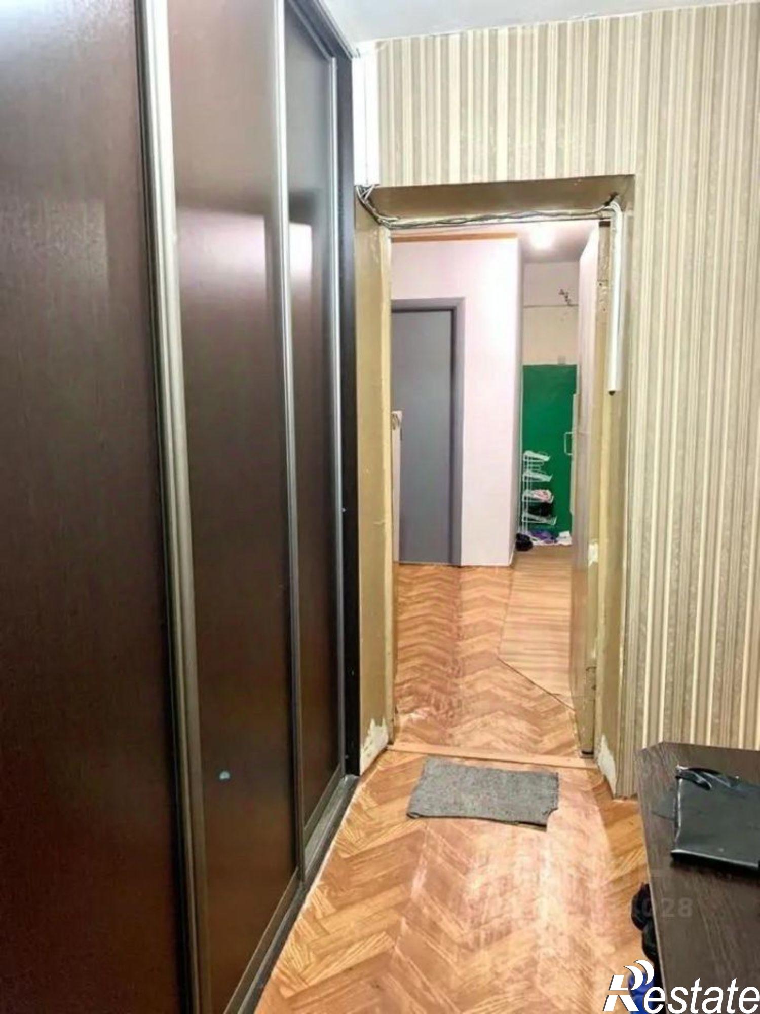 Купить комнату за 3 000 000 рублей на ул Поперечно-Базарная, 57