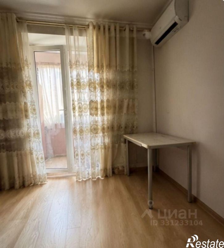 2-комн квартира Чистопольская улица, 64,  д. 64