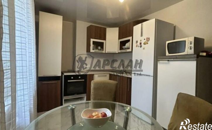 5-комн квартира улица Гаврилова, 2,  д. 2