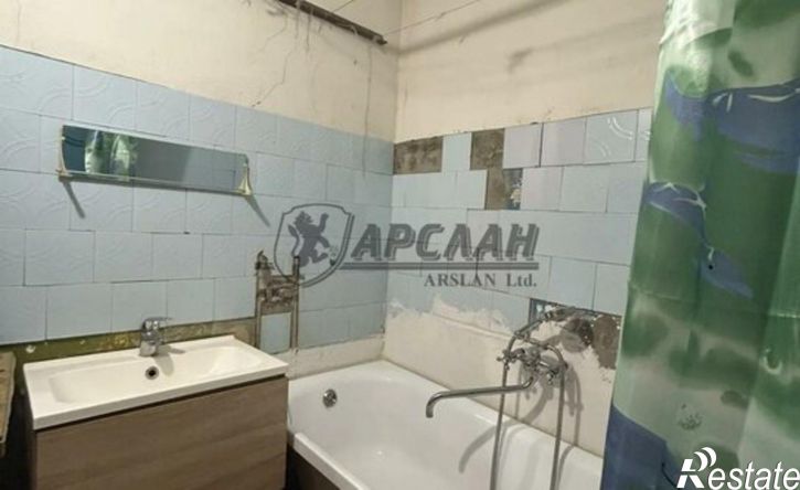 5-комн квартира улица Гаврилова, 2,  д. 2