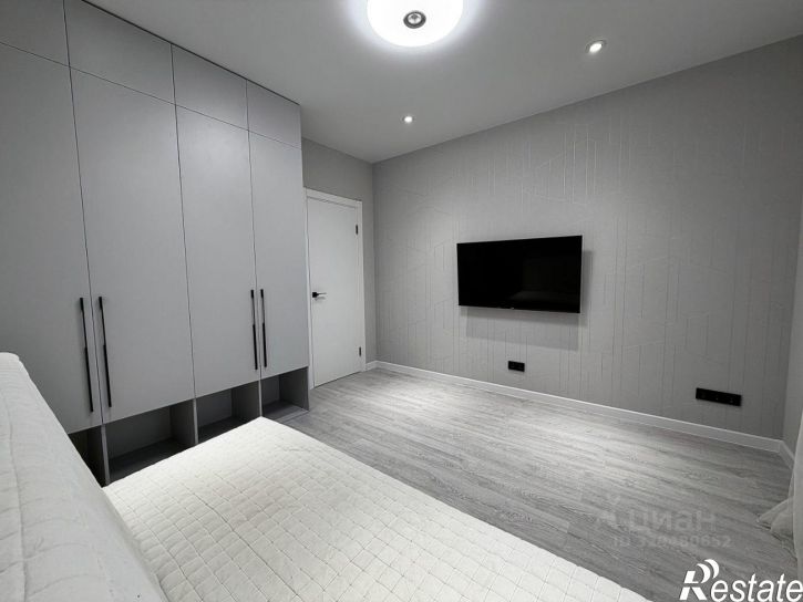 2-комн квартира улица Серова, 50 к2,  д. 50 к2