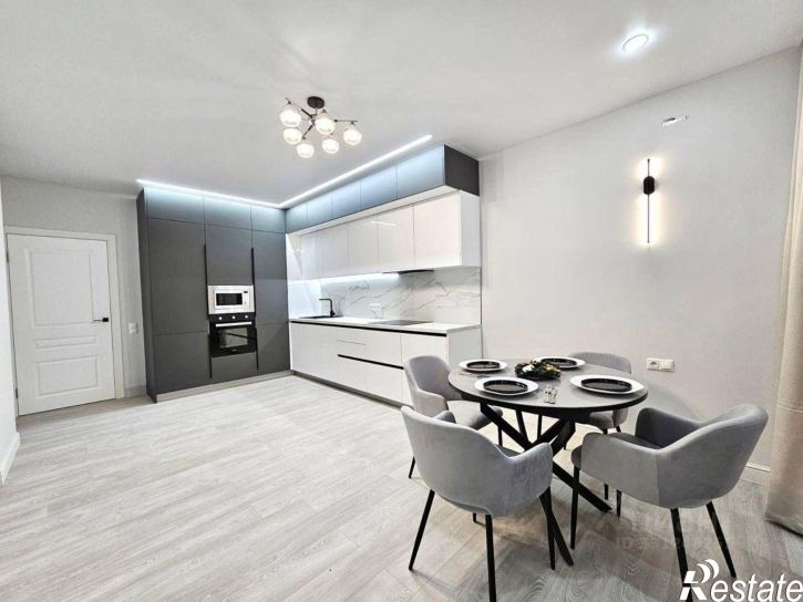 2-комн квартира улица Адоратского, 1Б,  д. 1Б