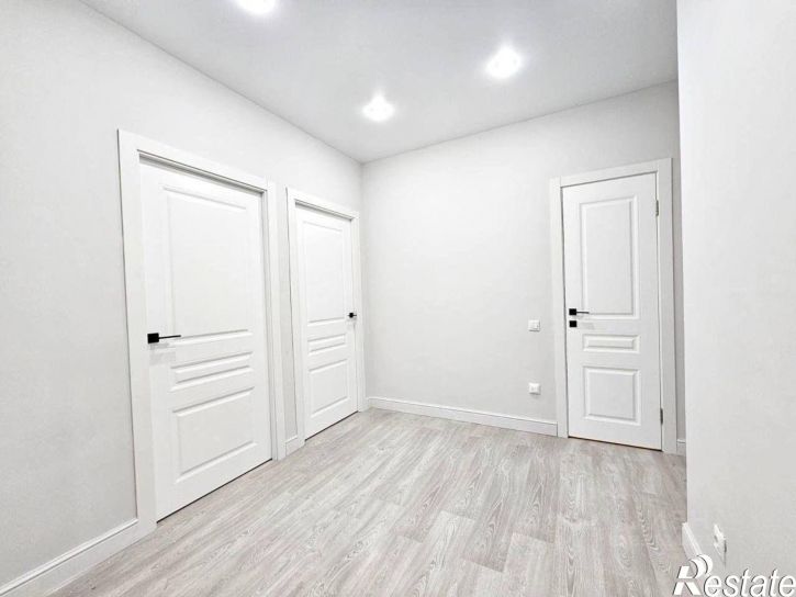 2-комн квартира улица Адоратского, 1Б,  д. 1Б