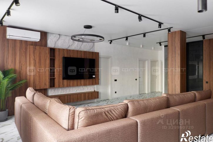 4-комн квартира Чистопольская улица, 38,  д. 38