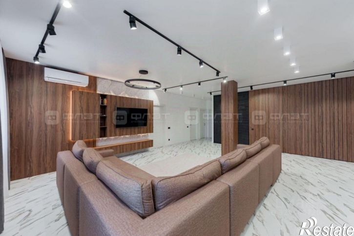 4-комн квартира Чистопольская улица, 38,  д. 38