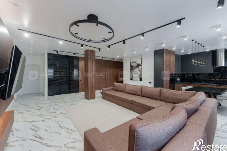 4-комн квартира Чистопольская улица, 38,  д. 38