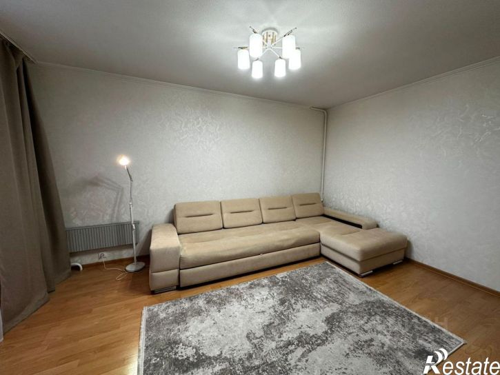 3-комн квартира ул Хусаина Мавлютова, 14,  д. 14