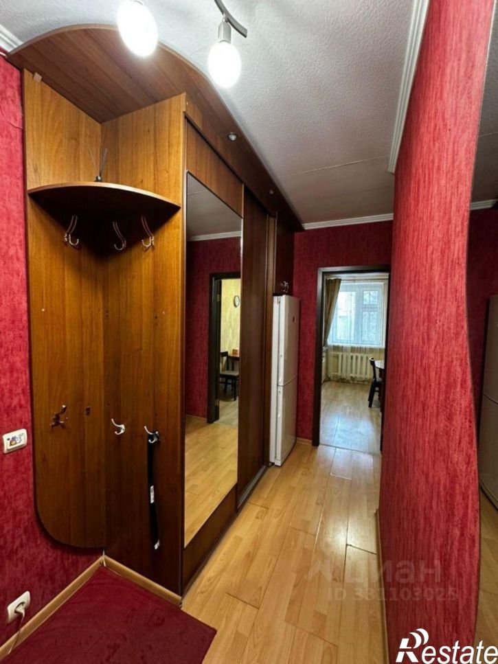 3-комн квартира ул Хусаина Мавлютова, 14,  д. 14