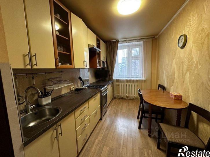 3-комн квартира ул Хусаина Мавлютова, 14,  д. 14