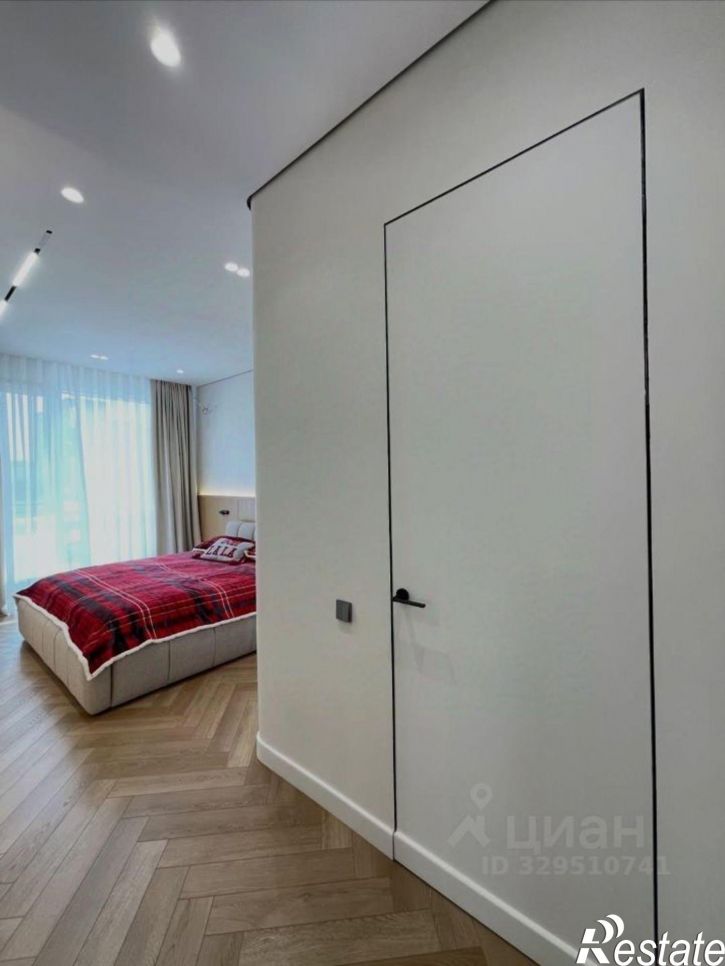 3-комн квартира ул Мусина, 1,  д. 1