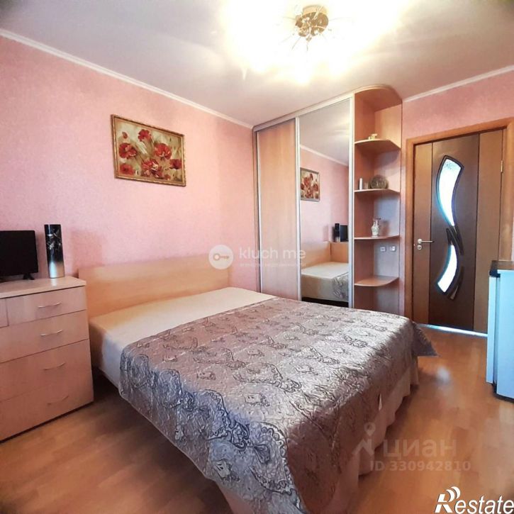 3-комн квартира ул Адоратского, 27,  д. 27