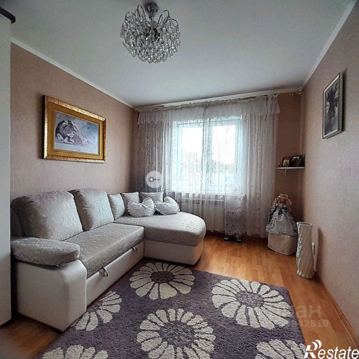 3-комн квартира ул Адоратского, 27,  д. 27