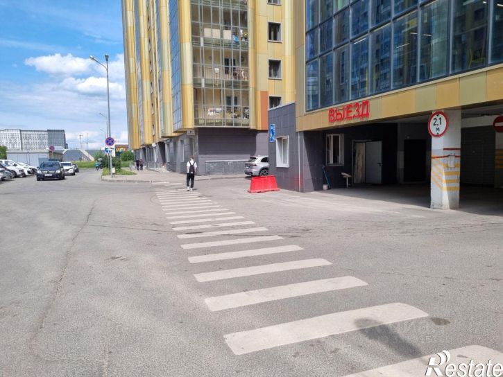 Гараж/парковка проспект Победы, 139 к1,  д. 139 к1