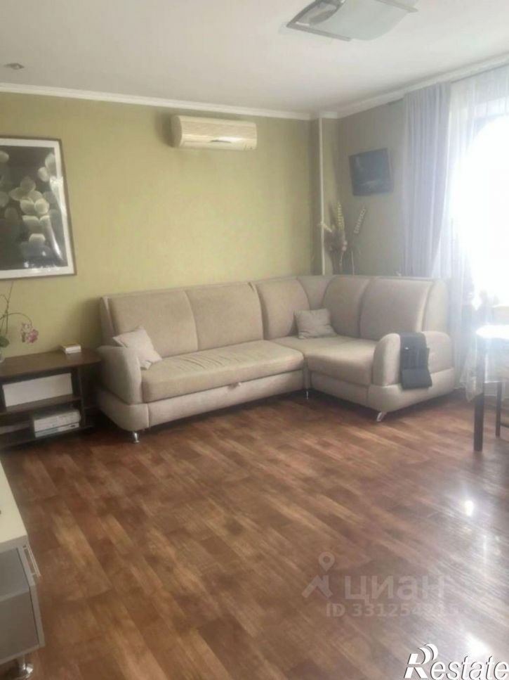 3-комн квартира улица Мира, 27/52,  д. 27/52