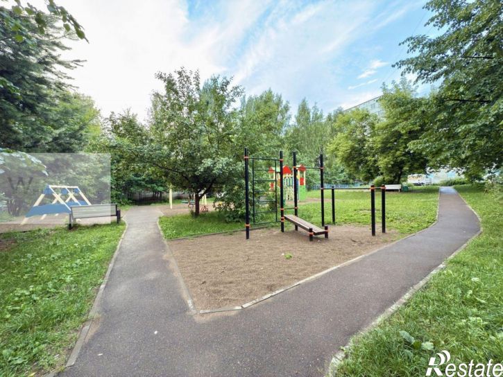 2-комн квартира улица Комиссара Габишева, 35,  д. 35