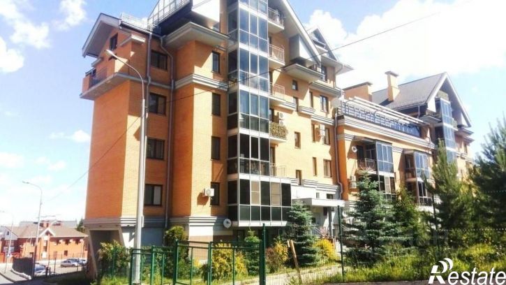 4-комн квартира ул Касаткина, 20а,  д. 20а