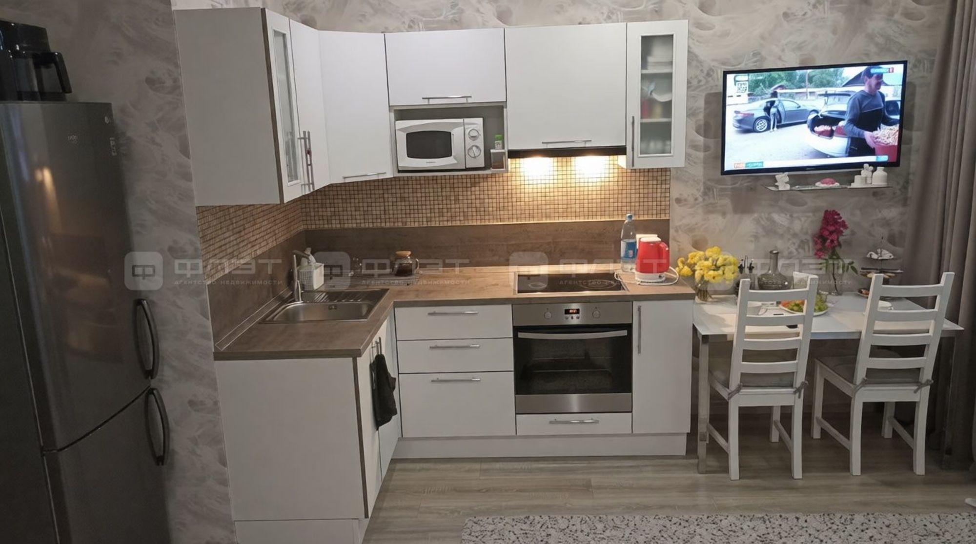 Купить квартиру за 8 100 000 рублей на ул. Максимова, дом 37б