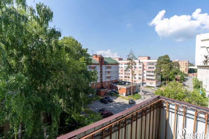 2-комн квартира Академика Королева ул, 44
