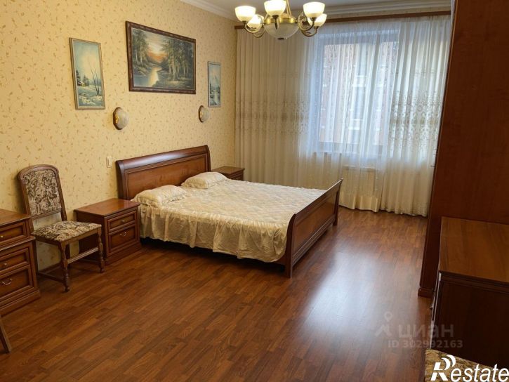 3-комн квартира Чистопольская улица, 20/12,  д. 20/12