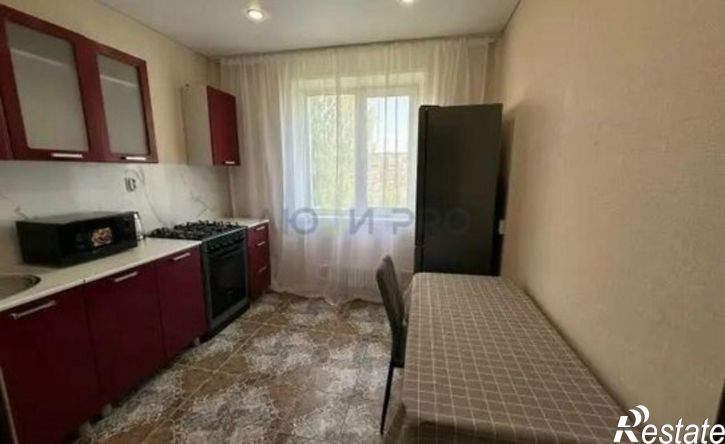 2-комн квартира проспект Победы, 84,  д. 84