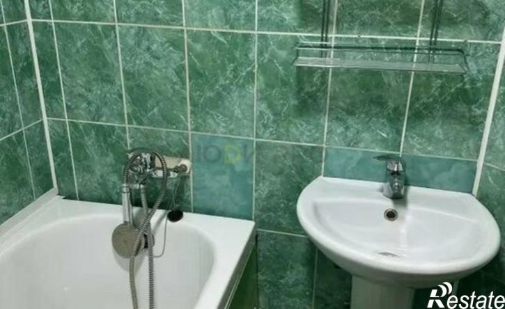 2-комн квартира проспект Победы, 84,  д. 84