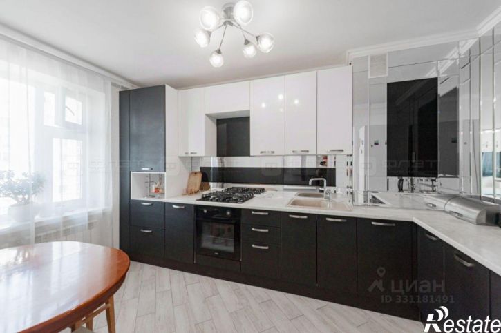 4-комн квартира улица Четаева, 51,  д. 51