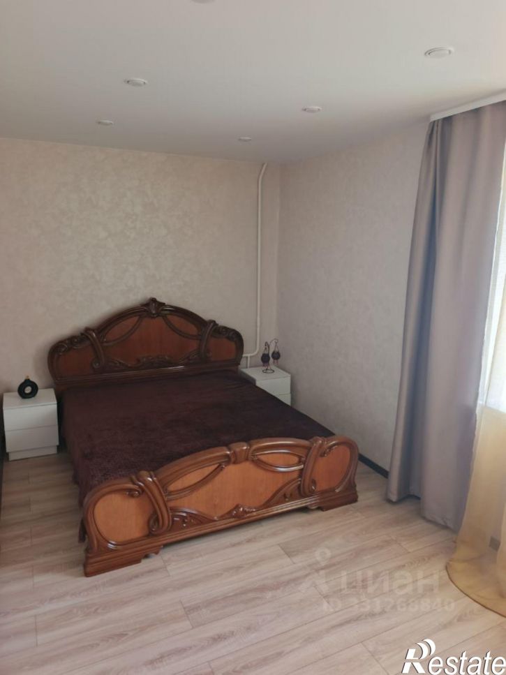 3-комн квартира ул Юлиуса Фучика, 64 1,  д. 64 1,  к. 1