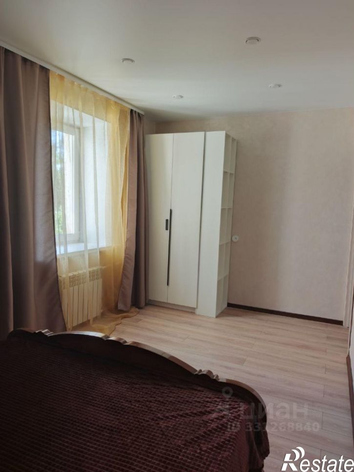 3-комн квартира ул Юлиуса Фучика, 64 1,  д. 64 1,  к. 1