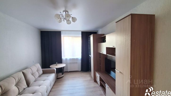 3-комн квартира ул Юлиуса Фучика, 64 1,  д. 64 1,  к. 1