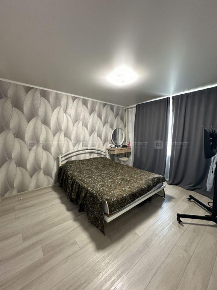 3-комн квартира ул. Короленко, дом 53