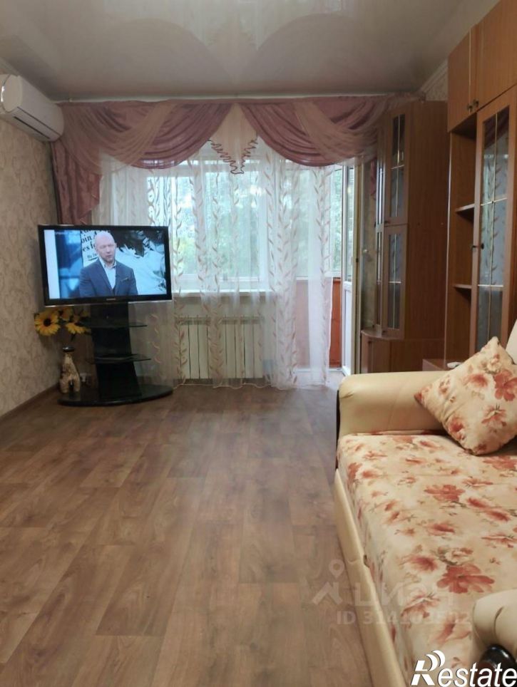 2-комн квартира улица Масгута Латыпова, 62,  д. 62