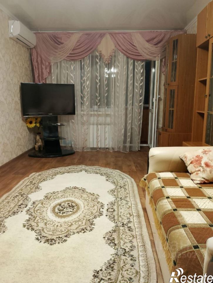 2-комн квартира улица Масгута Латыпова, 62,  д. 62