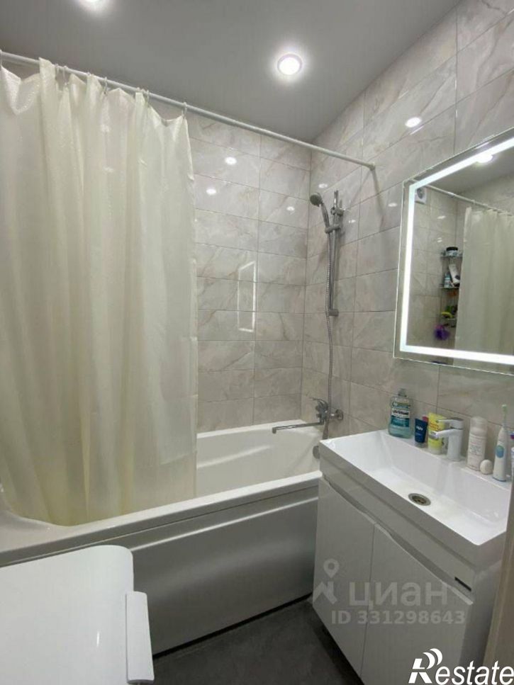 2-комн квартира Портовая улица, 37 к1,  д. 37 к1