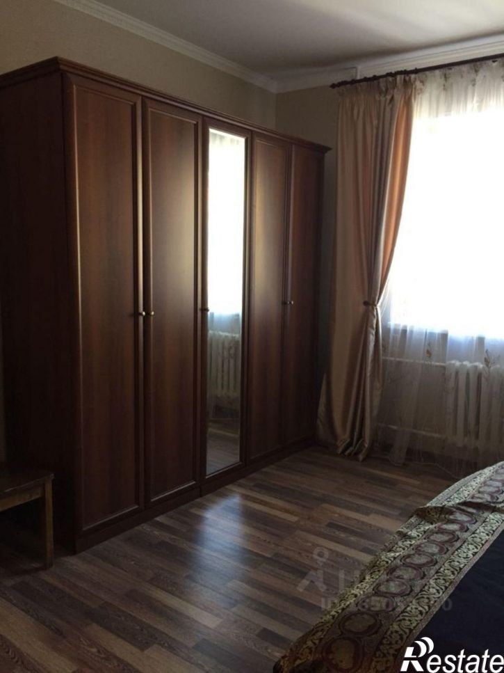 2-комн квартира улица Адоратского, 1,  д. 1