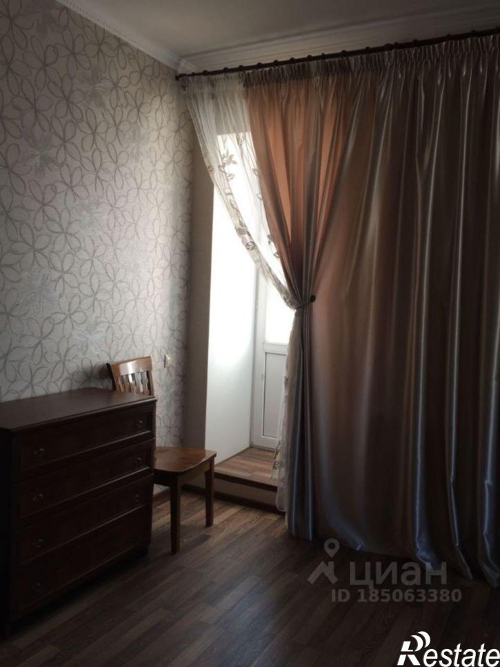 2-комн квартира улица Адоратского, 1,  д. 1