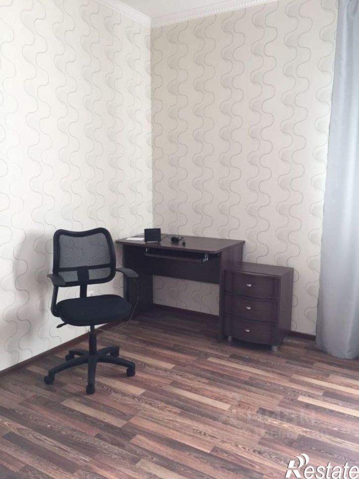 2-комн квартира улица Адоратского, 1,  д. 1