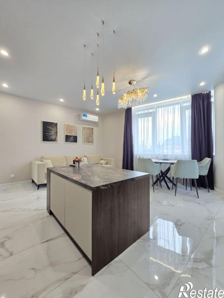 4-комн квартира Оренбургский тракт, 8Д,  д. 8Д