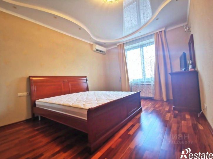 4-комн квартира ул Курская, 15,  д. 15