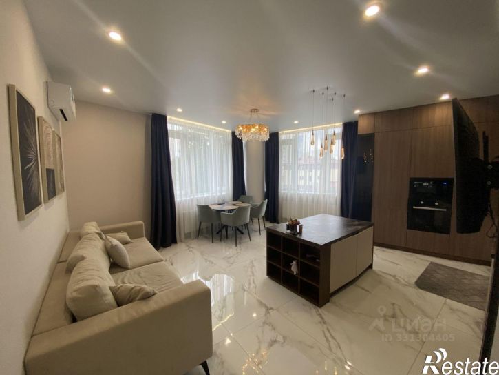 4-комн квартира Оренбургский тракт, 8Д,  д. 8Д