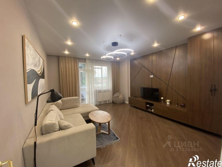 4-комн квартира Оренбургский тракт, 8Д,  д. 8Д