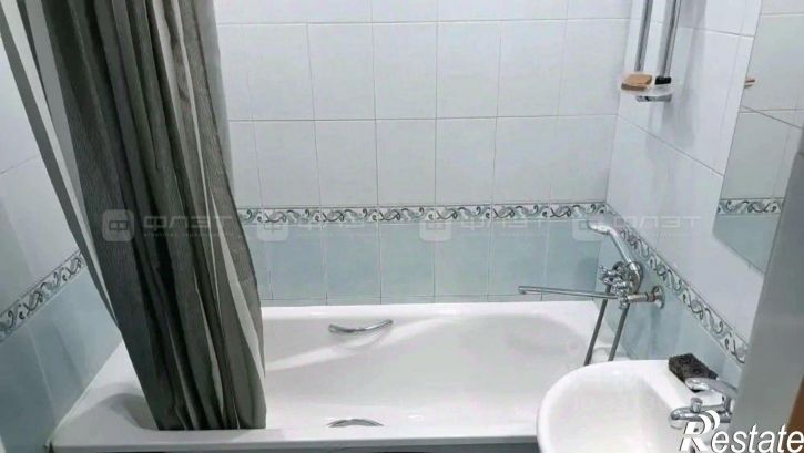 2-комн квартира улица Юлиуса Фучика, 55,  д. 55