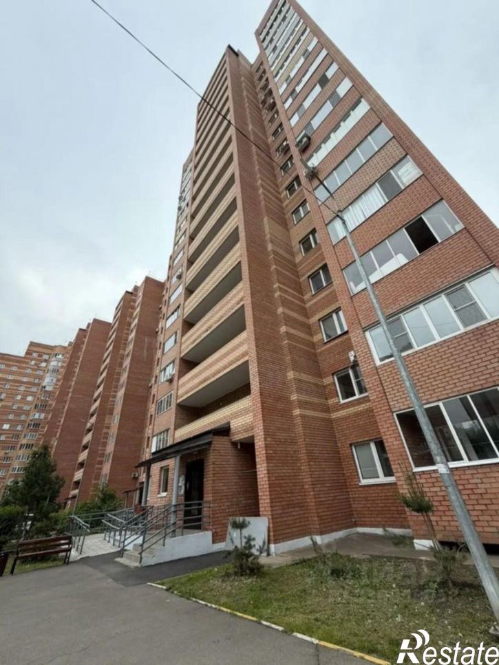 1-комн квартира улица Чингиза Айтматова, 11,  д. 11
